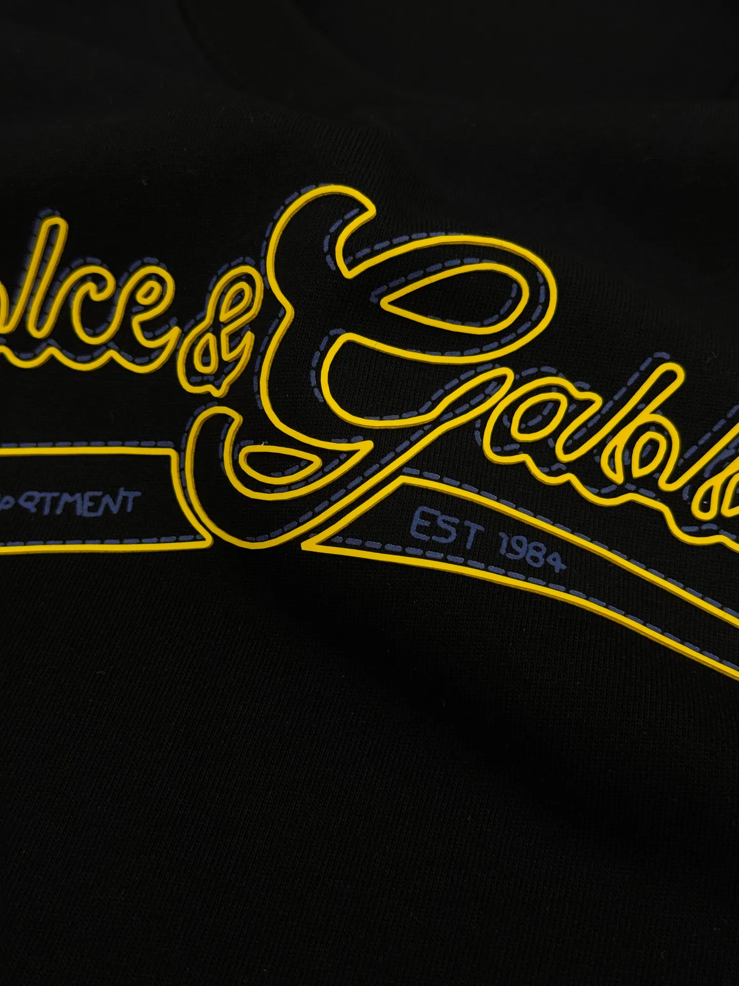 180 ⚜️ Dolce & Gabbana New Arrival T ， Same Style❤️ +“ATHLETIC DEPARTMENT EST ” ，Retro ！ . Breathable， White、Black、Dark Gray ， Gold Gray ， 。 ， ， . ！Sizes：S-3XL ❗️（175/145 L）